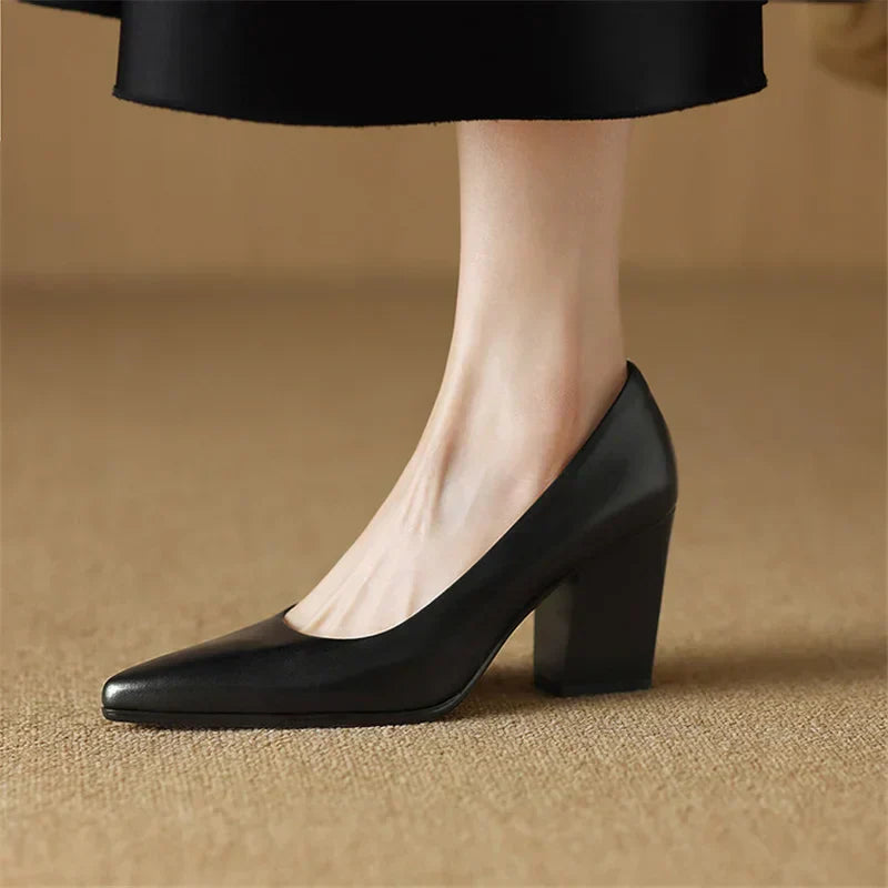 FIONA | Elegant Pumps