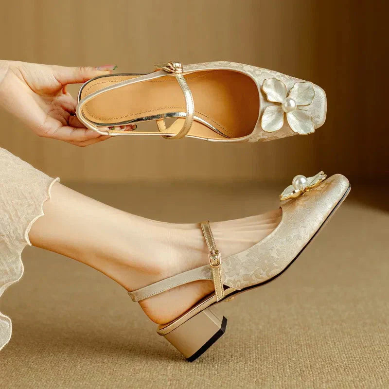 CAMERON | Elegant Pumps